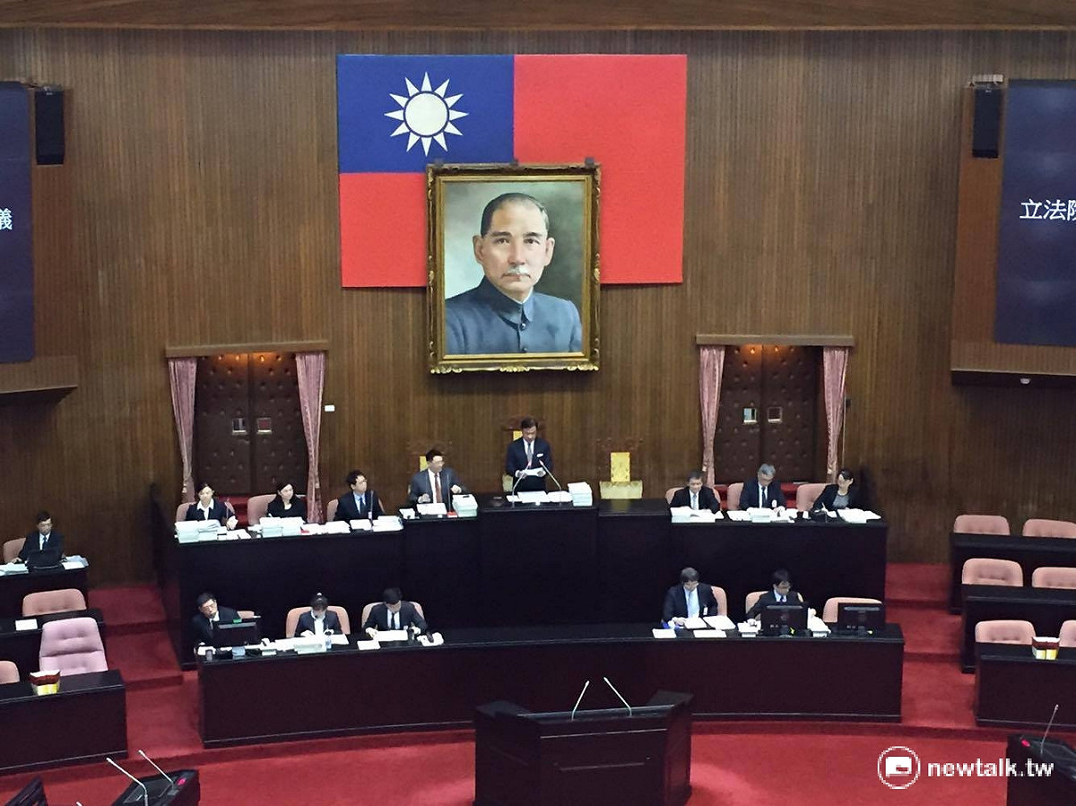 針對105年度國營事業預算30日在立法院院會三讀，共減列支出3330億。 圖：新頭殼資料照片