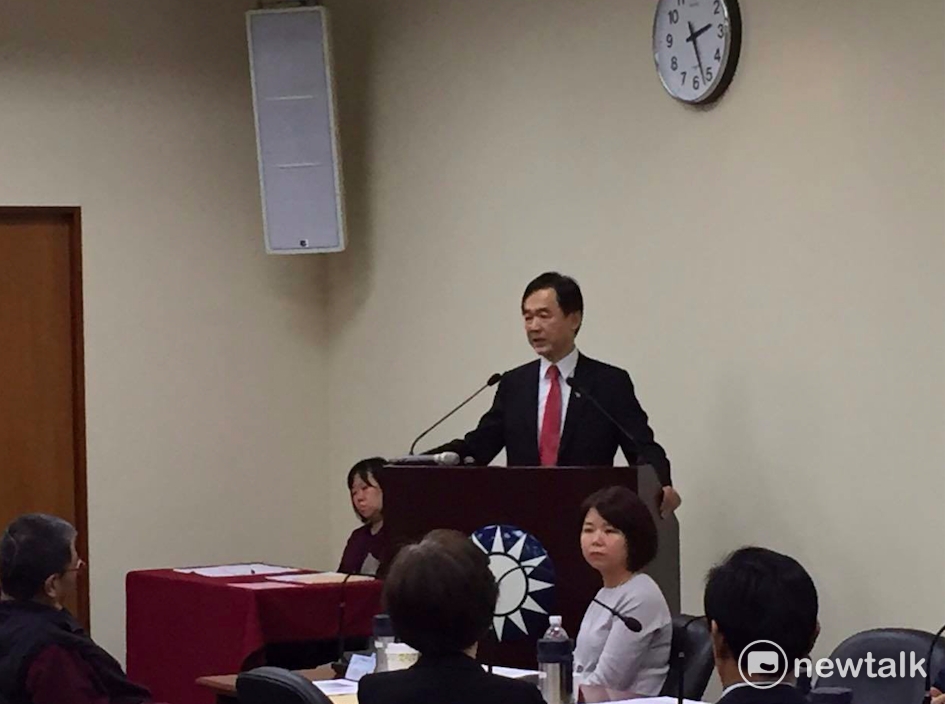 王應傑昨（26）以台北市商業會理事長的身份，出席台灣競爭力論壇的座談，以「賤民」形容台灣人的無知。 圖：鄭佑漢/攝