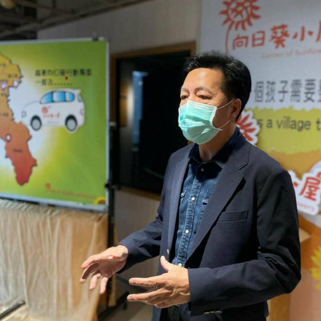 執意參選桃園市長的民進黨前立委鄭寶清，被爆買網軍卻未付尾款，爭議纏身。 圖：翻攝自鄭寶清臉書