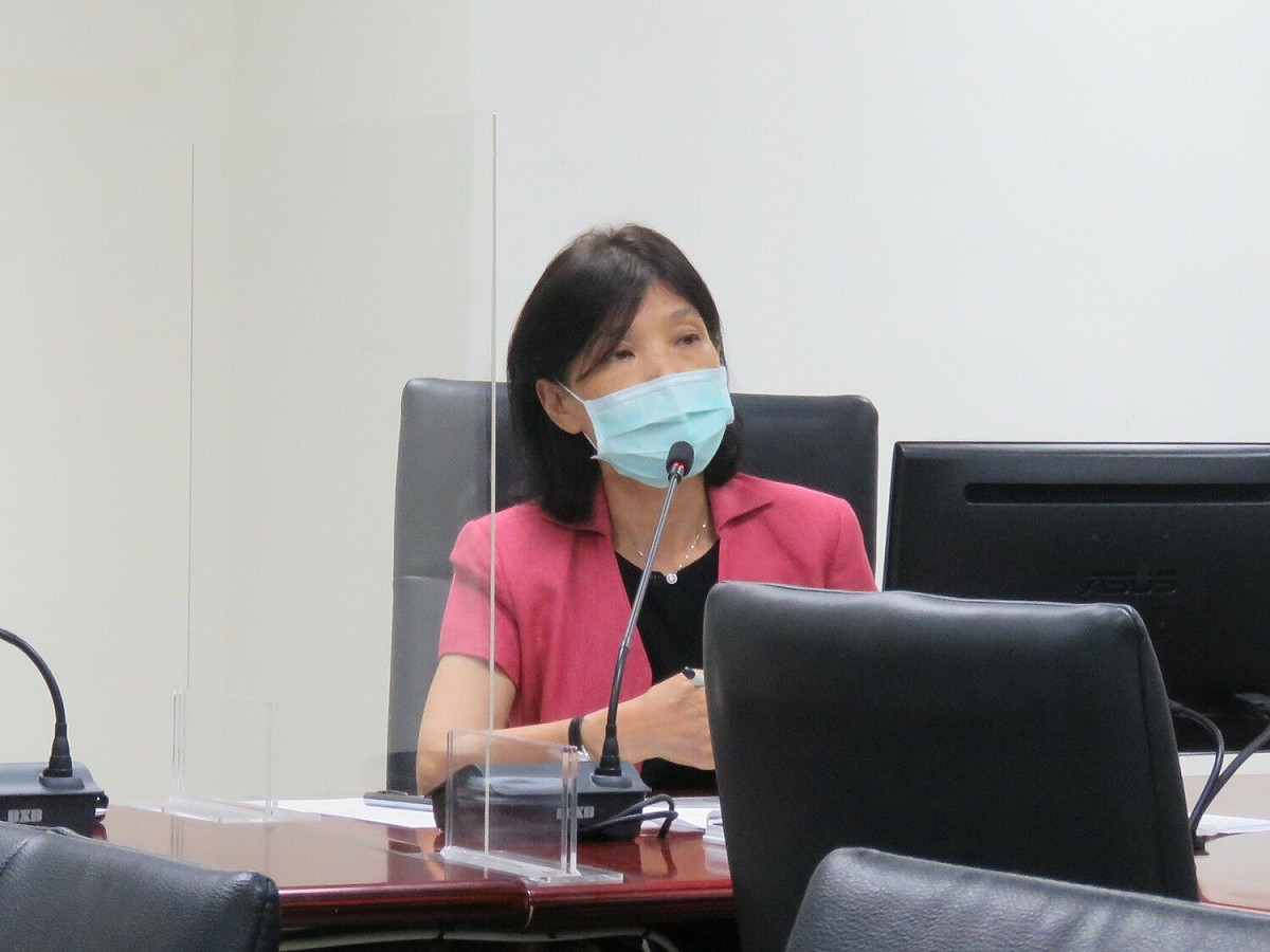 環保局長張瑞琿主持減煤會議。 圖：高雄市環保局提供