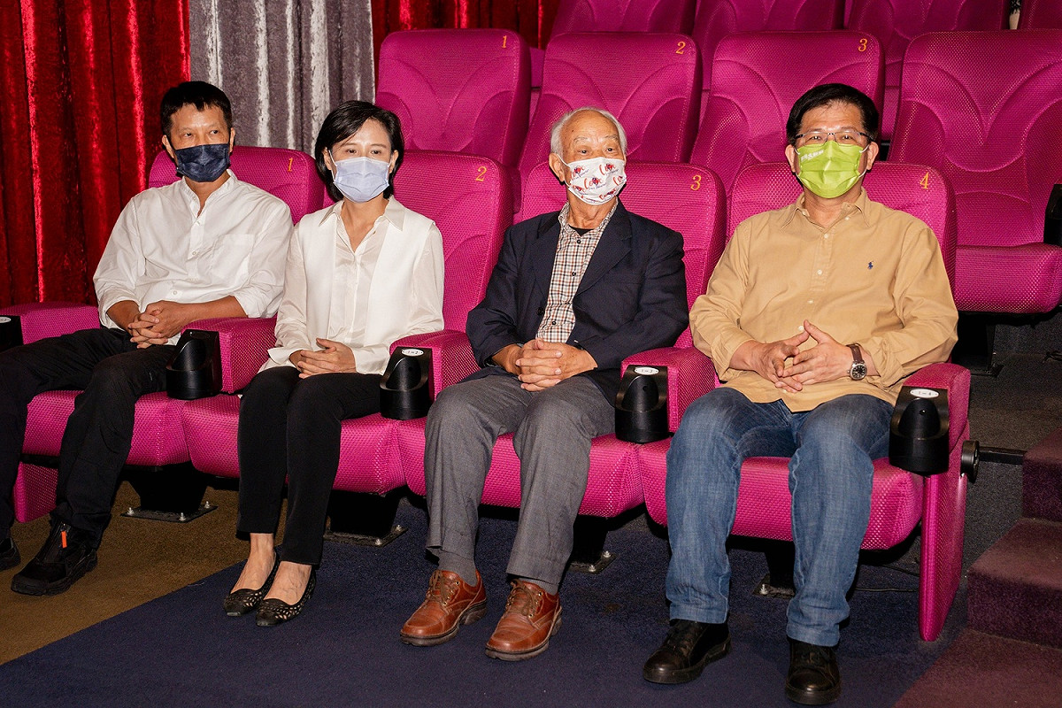 林佳龍表示，他和鄭麗君、吳晟、林靖傑都是多年的好友，可以說是志同道合，過去林靖傑的作品，他都會包場支持，邀請社會大眾一同欣賞。 圖：林佳龍競選辦公室提供