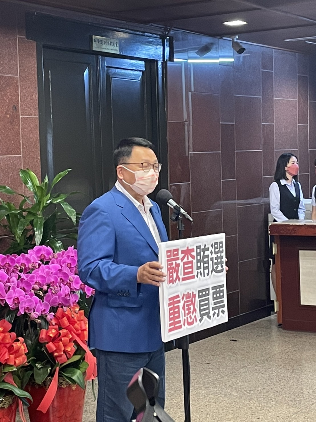 過去報到常搶頭香的陳歐珀，今年是第三名報到。 圖：陳佩君／攝