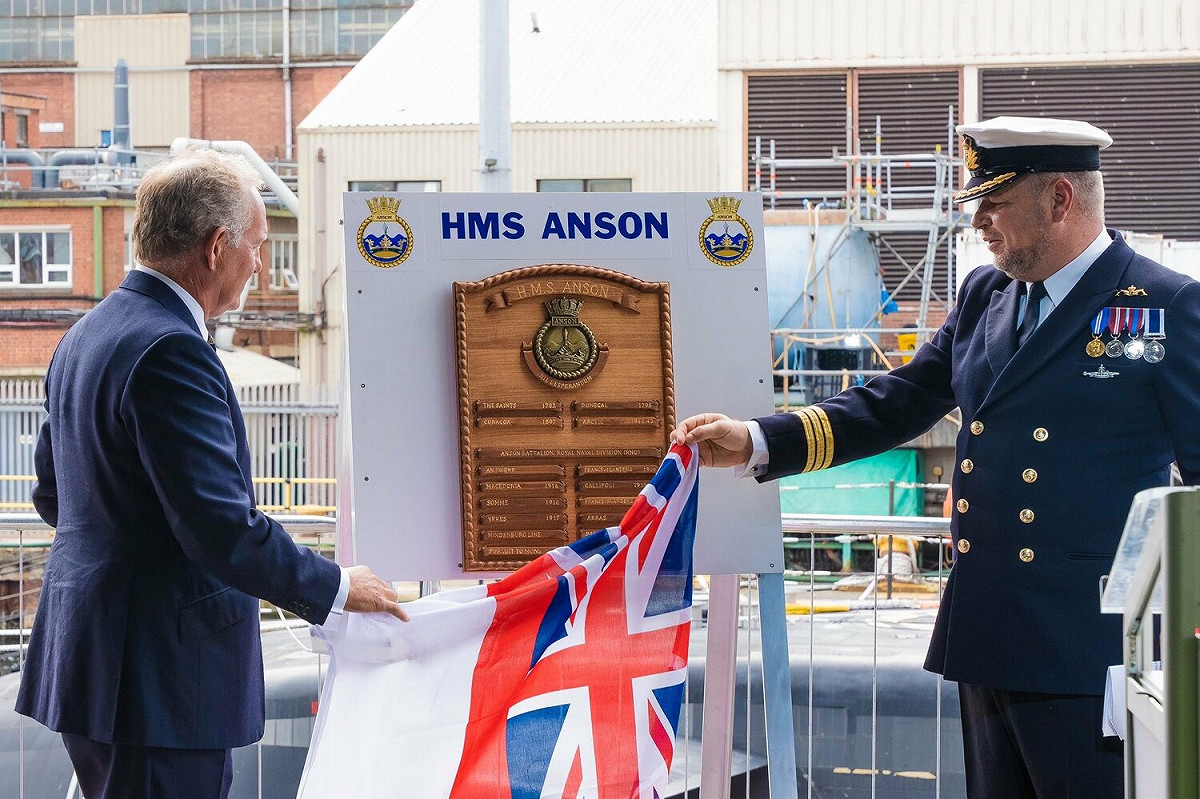 英國皇家海軍最新的「安生號」核動力潛艇下水。 圖：翻攝自UK Royal Navy網頁