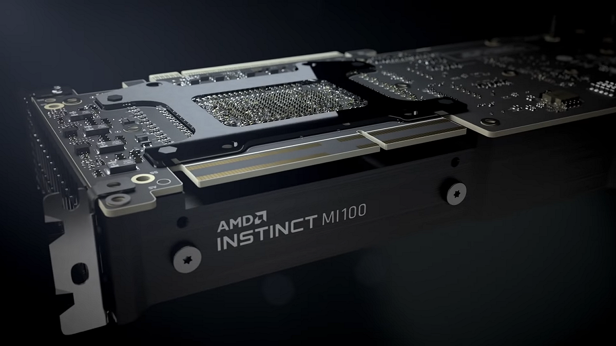 美國對半導體大廠 AMD 和 NVIDIA 宣布對中禁售相關高階晶片。圖為MI100。 圖：翻攝自AMD影片（資料照）