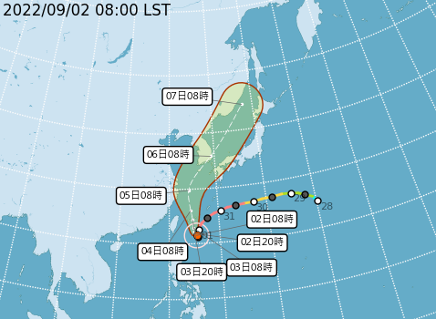 中央氣象局今(2)日上午8時30分發布海上颱風警報，軒嵐諾暴風圈邊緣將逐漸逼近台灣近海。 圖：中央氣象局／提供