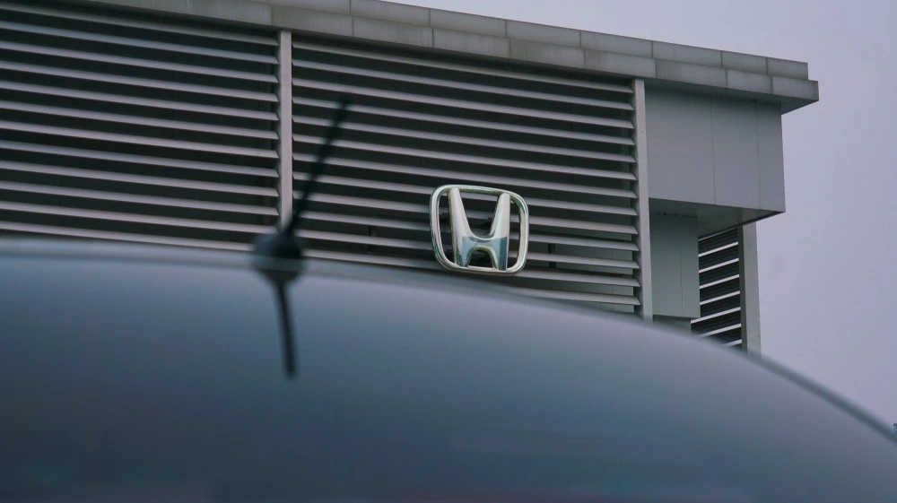 日本車企正考慮和中國脫鉤，打造「去中國化」全球零件供應鏈。中國媒體分析，在中國低廉生產成本、進步技術、規模經濟和全球最大汽車消費市場的優勢下，直言日本車企「跑不了」。 圖：擷自「視覺中國」