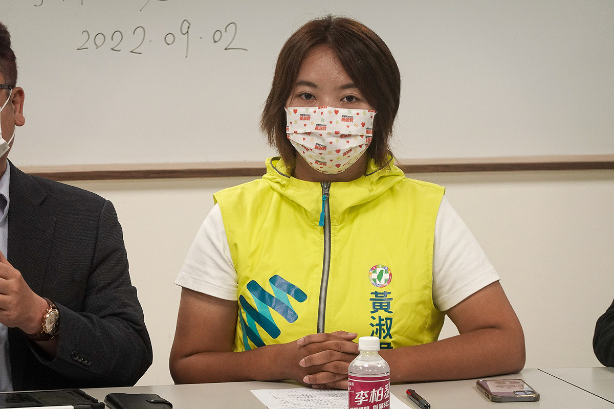 以「理科媽媽」身份跨區相挺的新北市議員參選人黃淑君。 圖：民進黨桃園市黨部提供