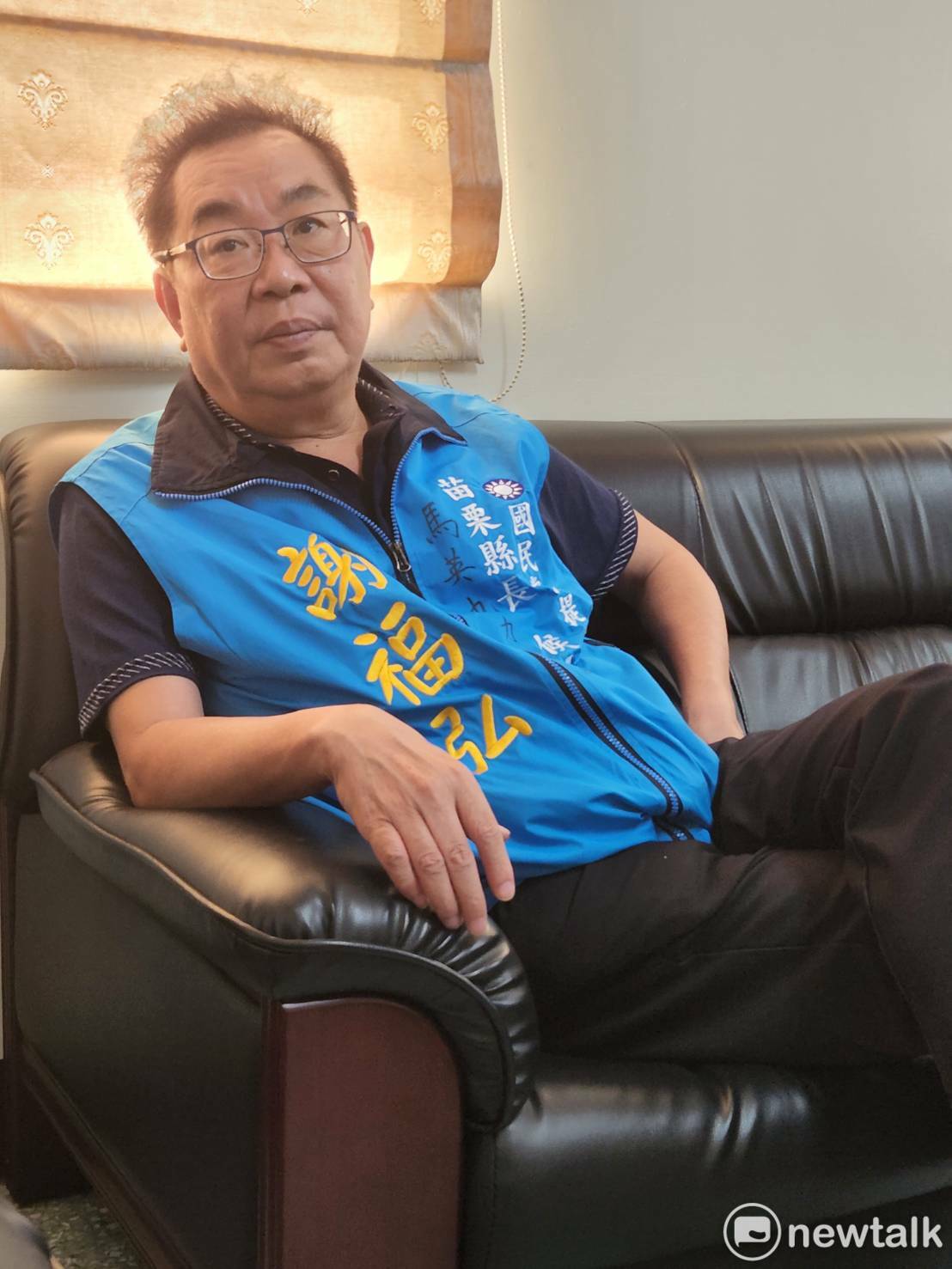談及鍾東錦違背承諾堅持違紀參選，謝福弘臉色沉重。 圖：黃建豪/攝