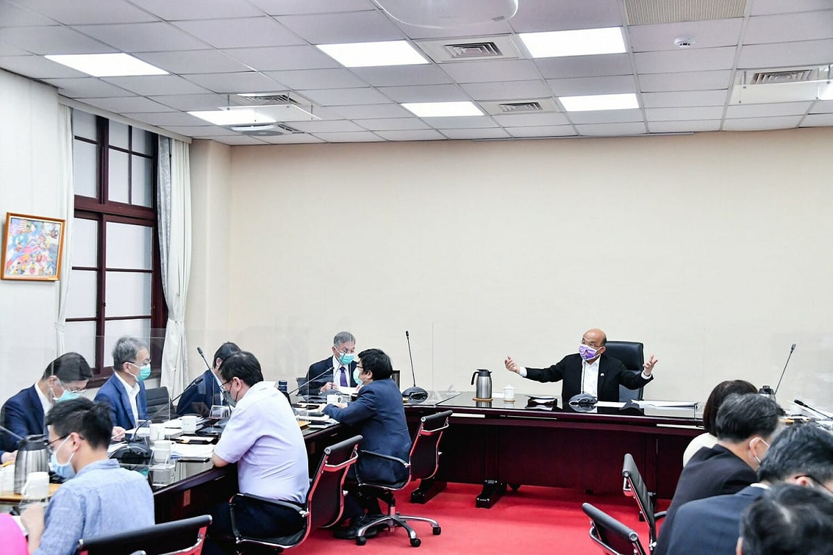 行政院長蘇貞昌今（5）日上午11時30分召開擴大防疫會議。 圖：行政院提供
