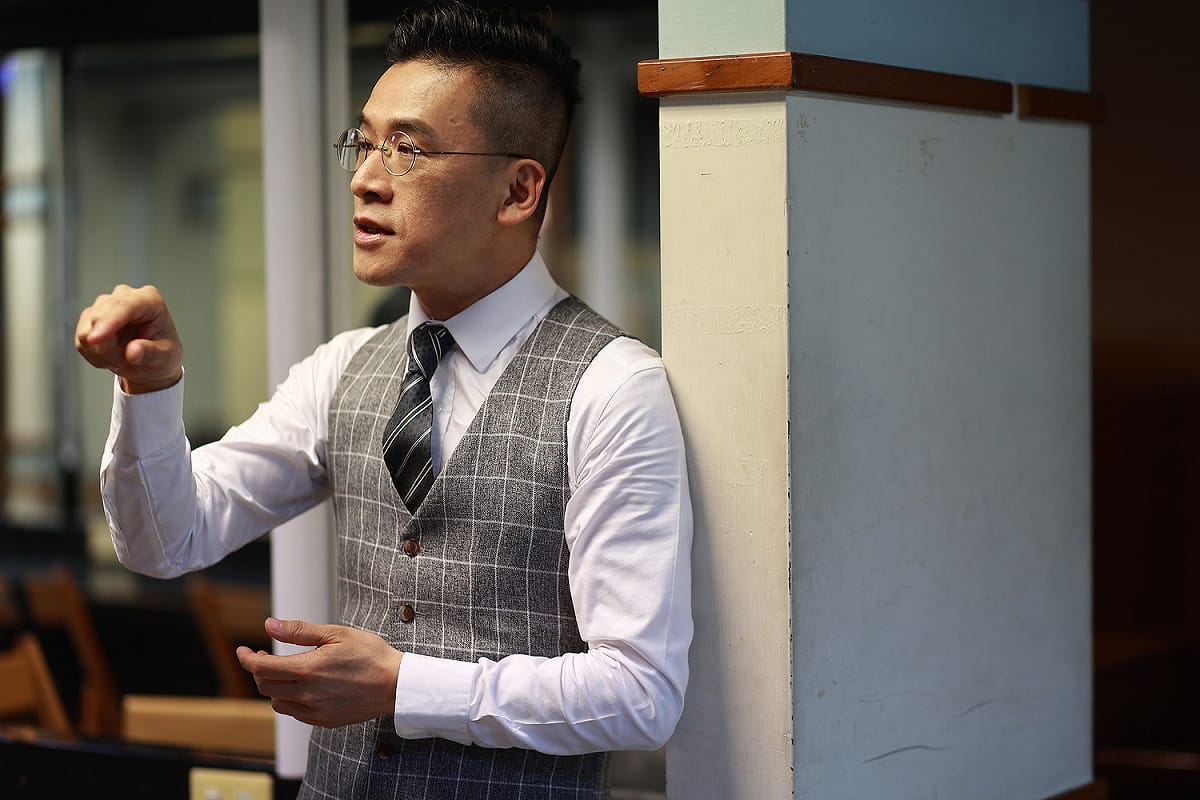 黃鵬仁表示台語絕對不是一個死掉的語言，歡迎所有的年輕世代一起來「台灣新眼界」聽台語。 圖：公視台語台提供