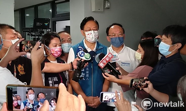 張善政表示，選舉跟擔任獨董是兩回事，有關宏碁獨董的薪資都是公開資料，沒什麼好說明的。 圖：林昀真／攝