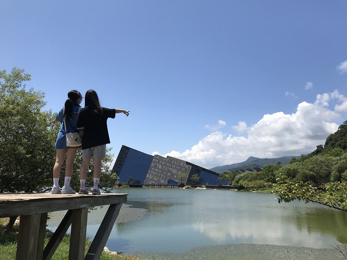 宜蘭的中秋連假訂房率不受國旅住房補助用罄影響，訂房率仍有5成。（圖為蘭陽博物館） 圖：葉宜哲／攝