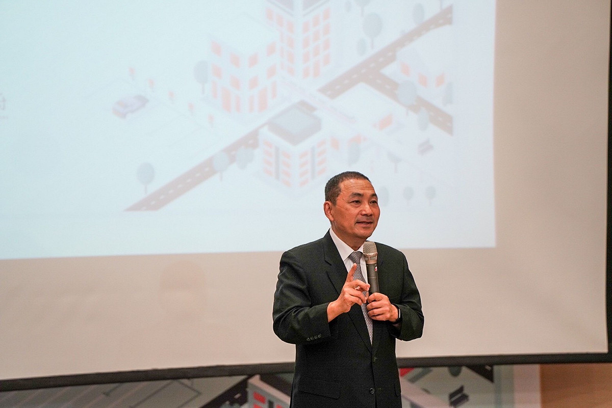 侯友宜致詞。 圖：新北市都更處提供