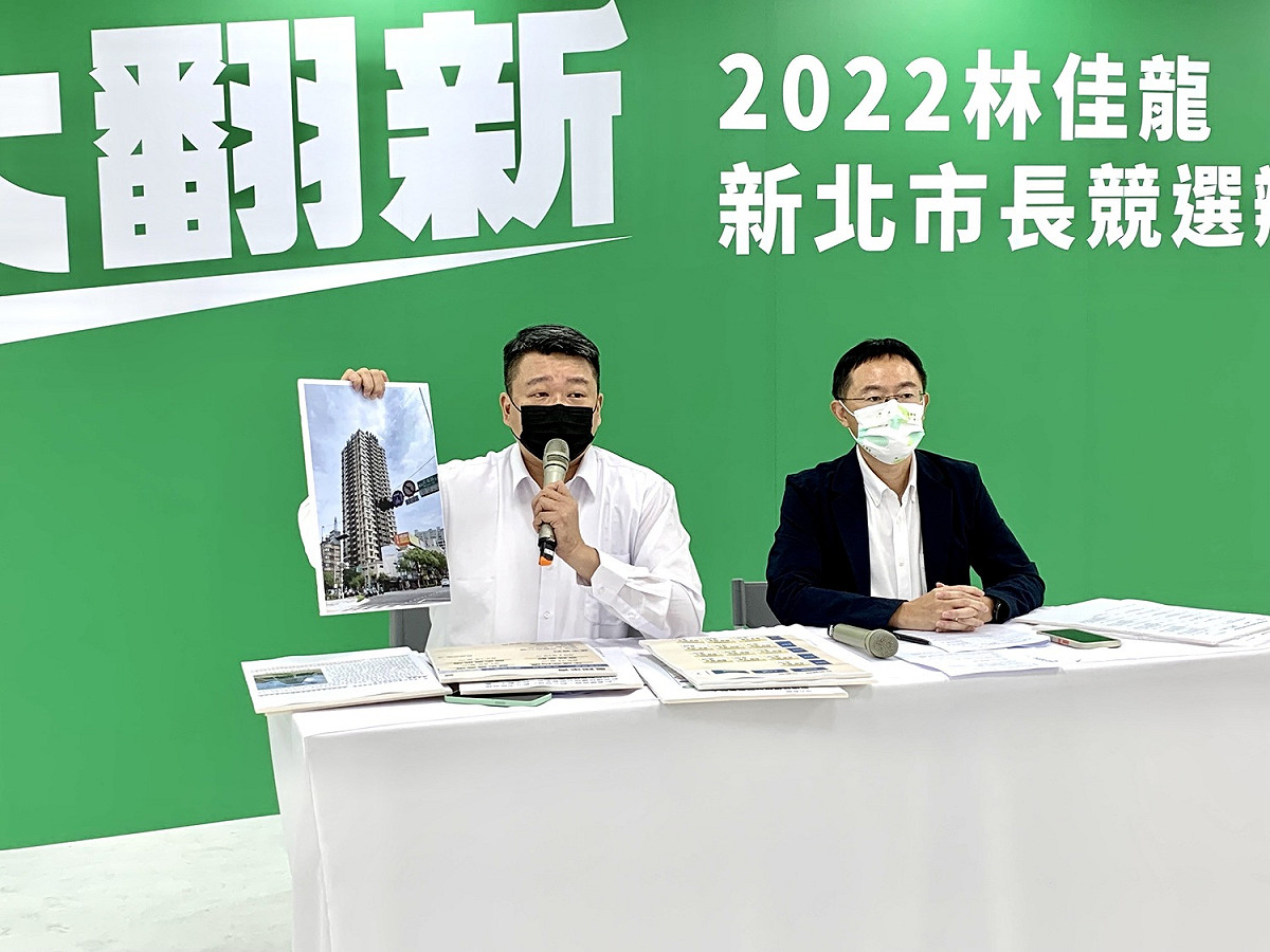 李坤城奉勸侯友宜市府不要再爭功諉過，現在為了選舉才趕工政績，徒增基層公務員的壓力。 圖：林競辦提供