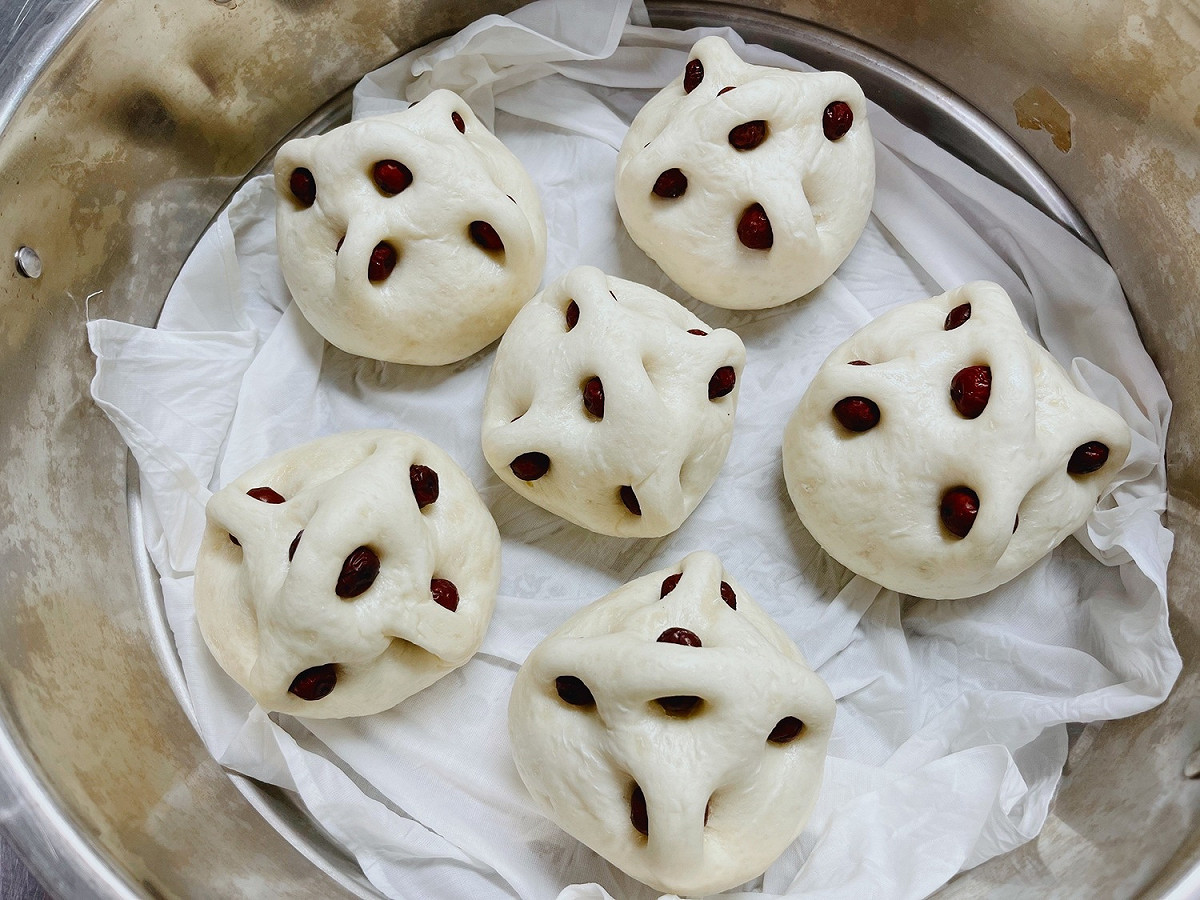 棗發饅頭飽滿可愛，模樣討喜。 圖：新北市文化局提供