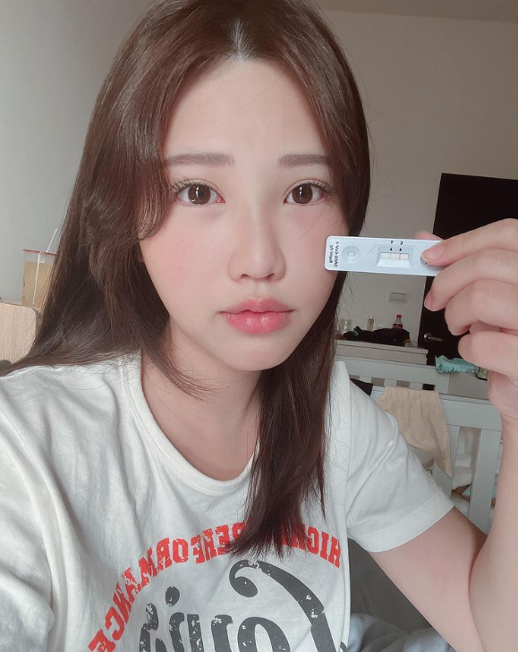 咪妃確診。 圖：翻攝自IG/juliamisakii