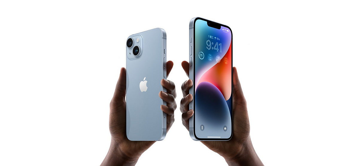 iPhone 14今(16)日正式發售，各大通路一早人潮不斷。 圖：翻攝自蘋果官網