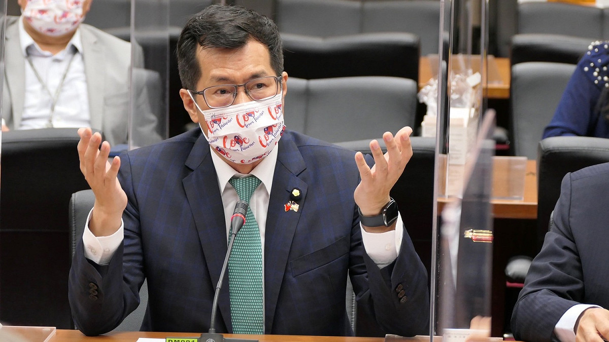 民進黨立委羅致政認為陳明通被反追蹤，不排除是對岸認知作戰。