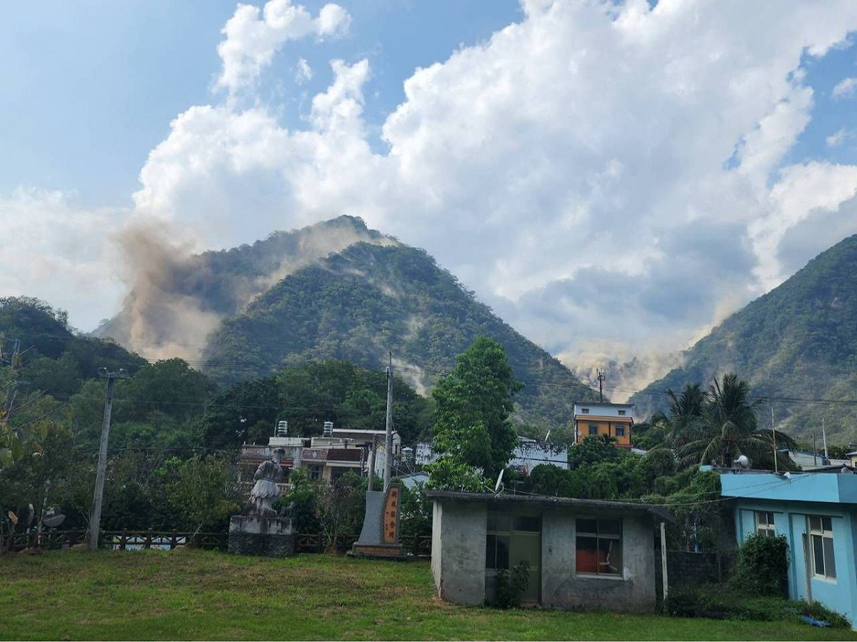 網友爆料花蓮山區、南橫公路坍方。 圖:翻攝自 ptt