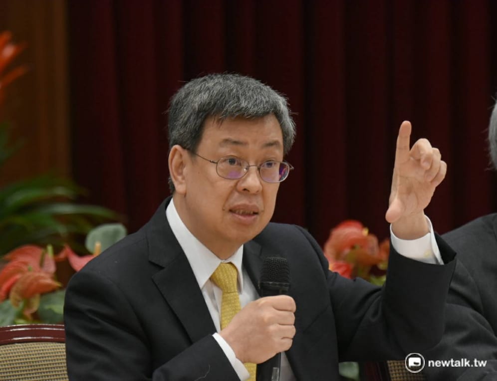 副總統陳建仁表示，這次年金改革的主要目標就是讓基金永續，至少一個世代不會破產，達成「世世代代領得到，長長久久領到老」的目標。 圖：柯昱安/攝