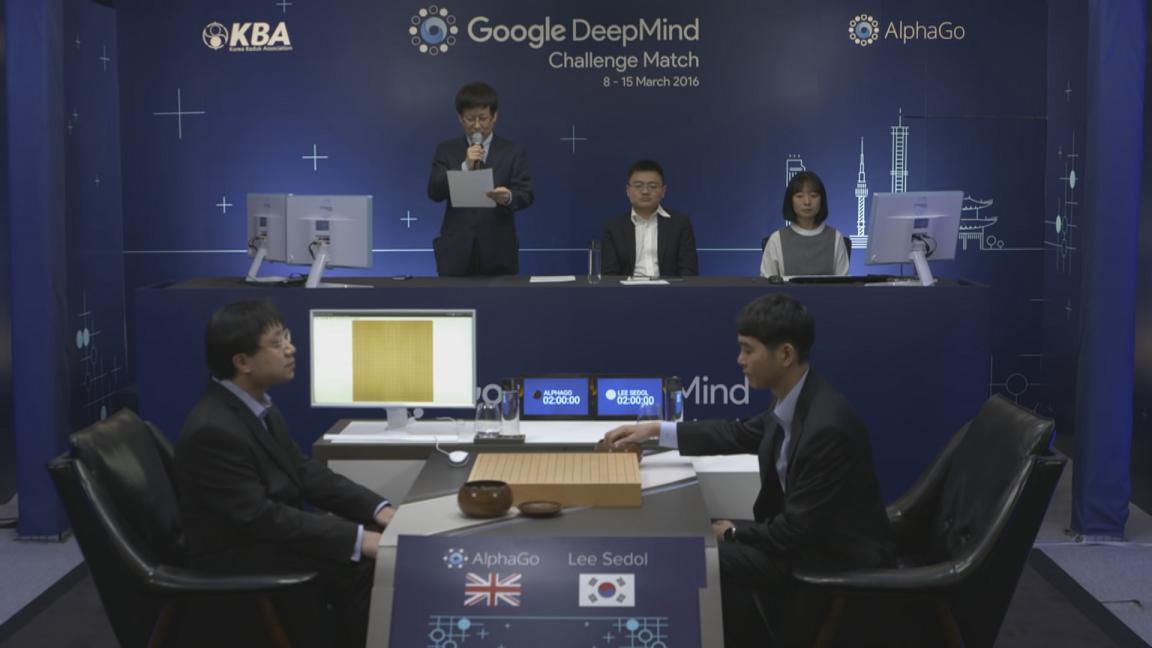 人工智慧AlphaGO將在4月對弈中國棋士柯潔，屆時將會是AlphaGO的最後一戰。圖為2016年3月AlphaGO與李世乭對戰。 圖：翻攝YouTube