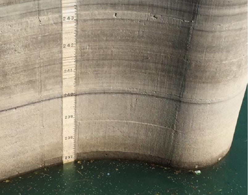 因集水區降雨情形不如預期，外加開始供灌，石門水庫水情呈現稍緊狀態。圖:石門水庫6日水位。
 圖：北水局提供