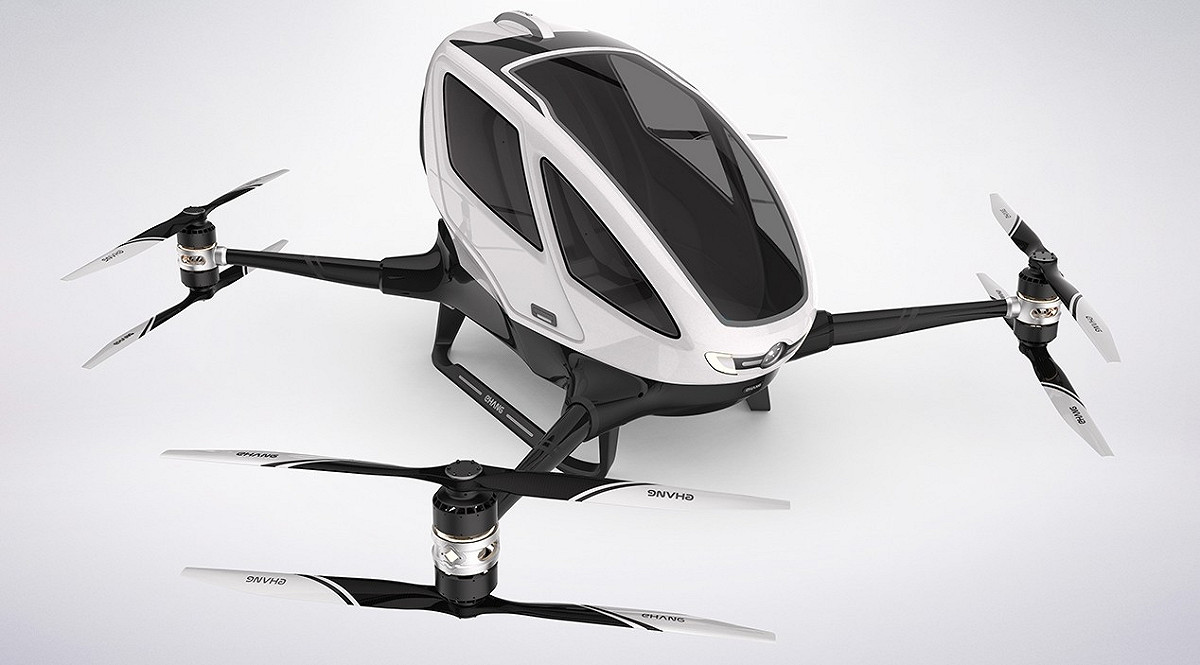 中國製造的「億航184」無人機中的184代表：1名乘客，4個外伸臂，8個螺旋槳。 圖：翻攝自億航官網。