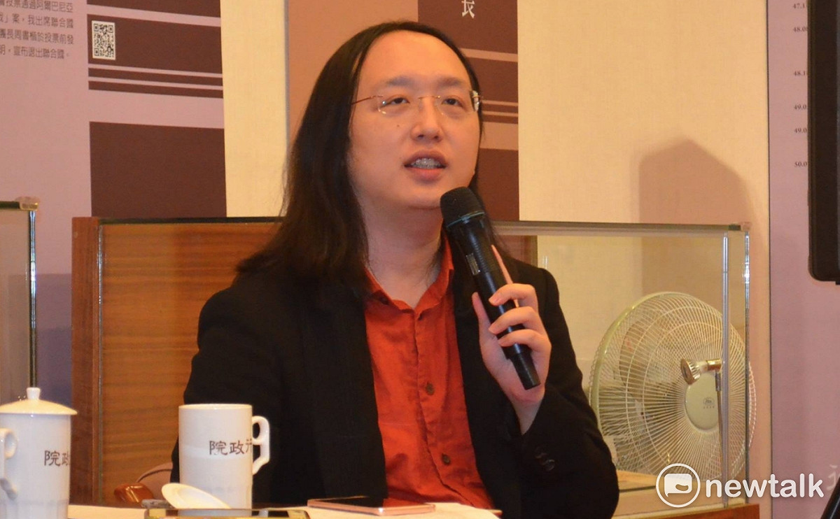 台灣由於假新聞泛濫，有些誇張的假新聞，甚至已經相當程度造成社會混亂與不安，網路科技出身的行政院政務委員唐鳳，最近提出新聞真偽實核機制。 圖：新頭殼資料照片