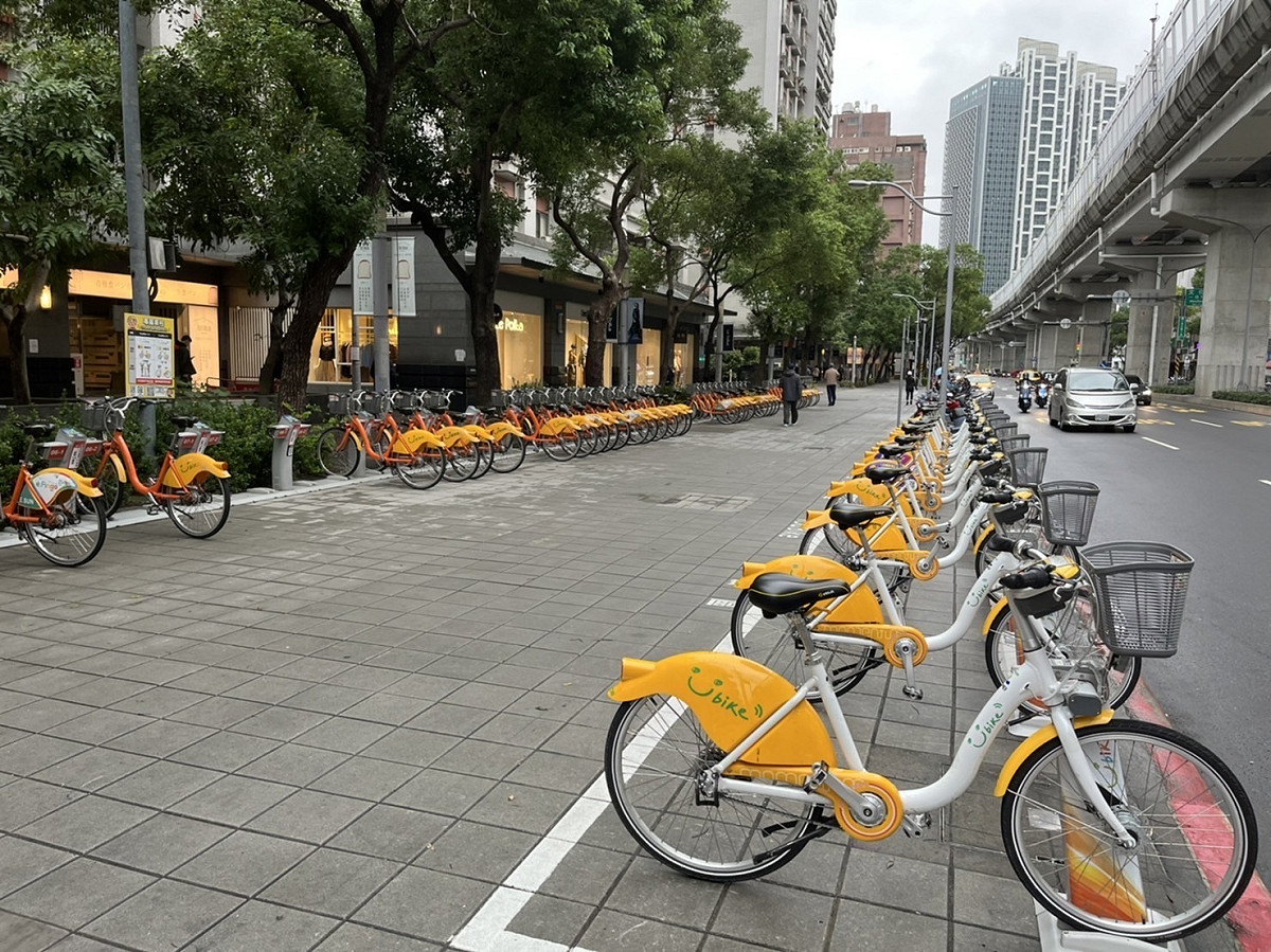 台北YouBike1.0已於去年退場，但新北還沒，因此常常有很多新北市民騎錯車進入台北。 圖：新北市交通局/提供
