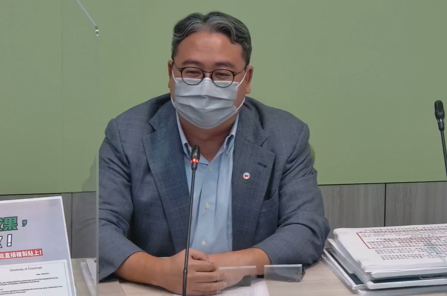 民進黨團副幹事長黃世杰。 圖:民進黨團臉書