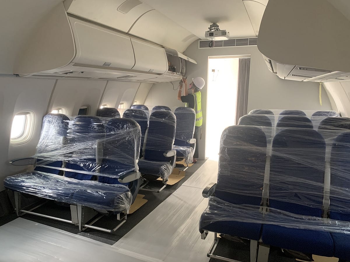 中央引進實體737客機機艙作為體驗展區。 台中市政府／提供