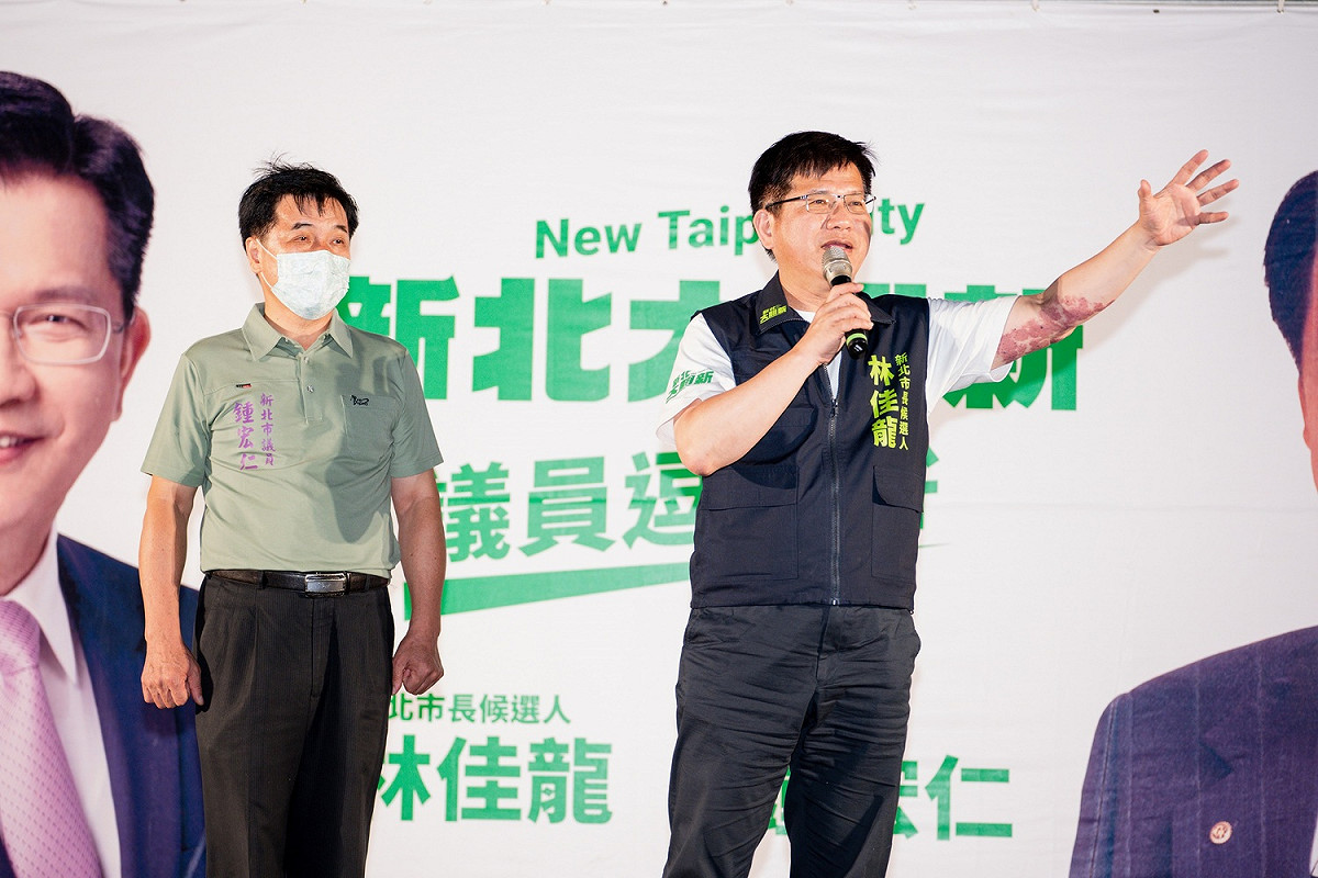 林佳龍說，原本侯友宜表示在10月20號之後才會投入競選活動，現在既然提早「當然希望他能夠請假、行政中立」。 圖：林競辦提供
