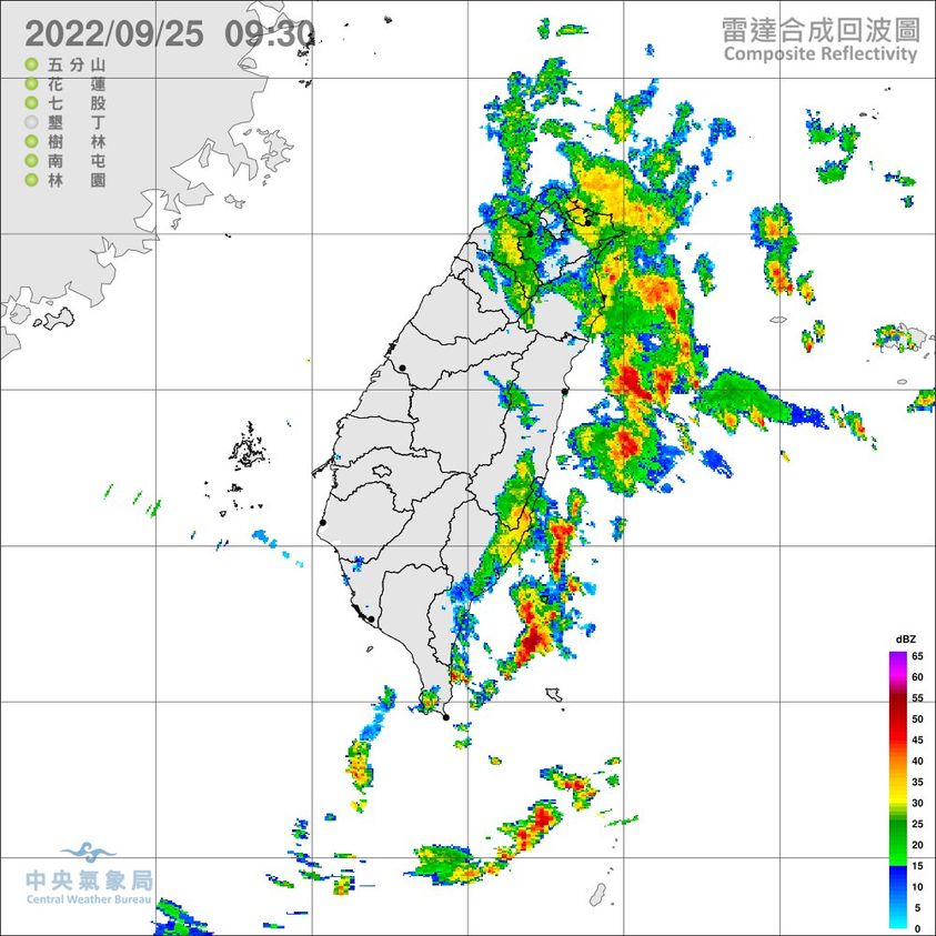 氣象局則表示，今日宜蘭縣山區受東北風影響，有局部超大豪雨或大豪雨發生，宜蘭縣有局部大豪雨或豪雨發生，基隆北海岸及大台北山區有局部大雨發生的機率！ 圖：氣象局／提供