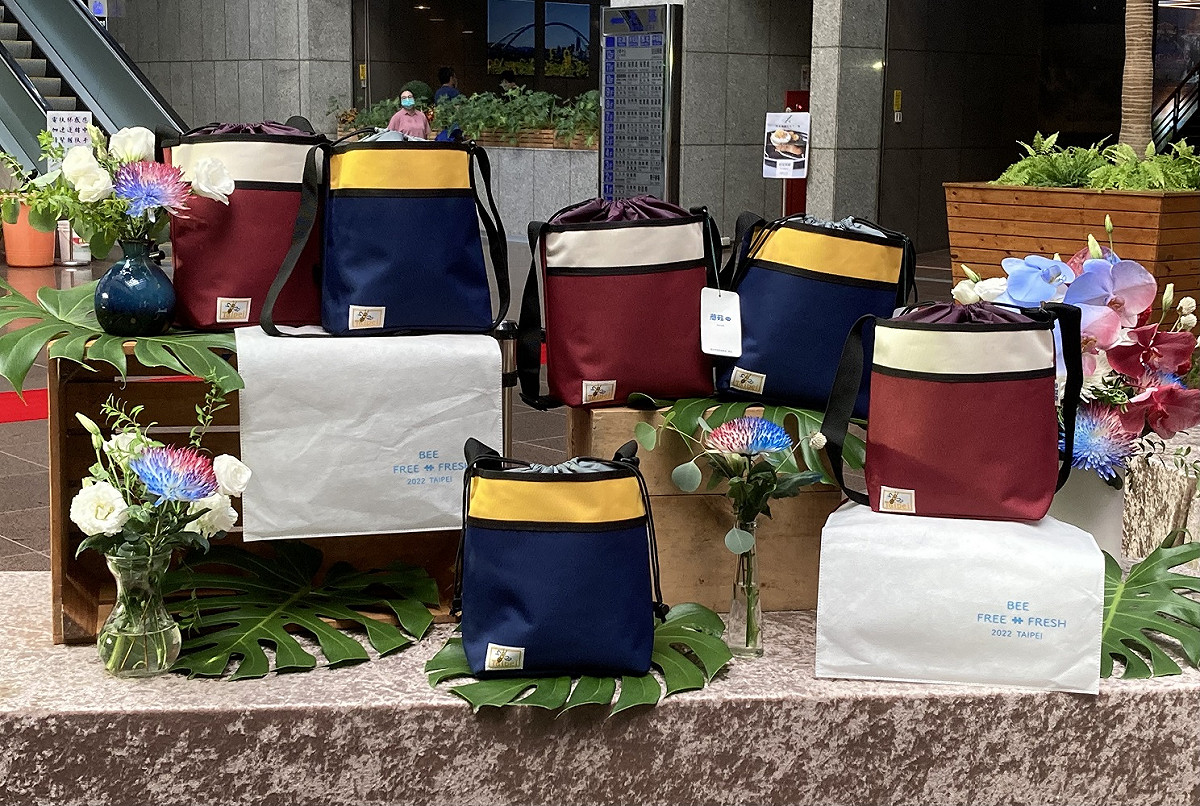 第8代國慶嗡嗡包。 圖：台北市民政局提供