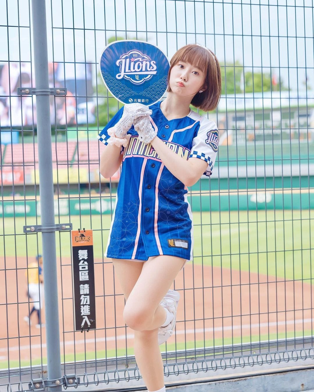 啦啦隊女孩「斐棋」棒籃雙棲。 圖：翻攝自IG/feichi1124