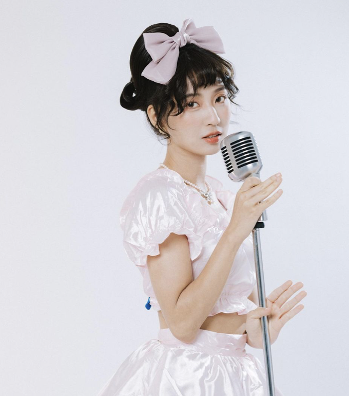 網紅Lucy近日宣布舉辦首場演唱會，門票一開賣即遭秒殺。 圖：翻攝自Lucy IG