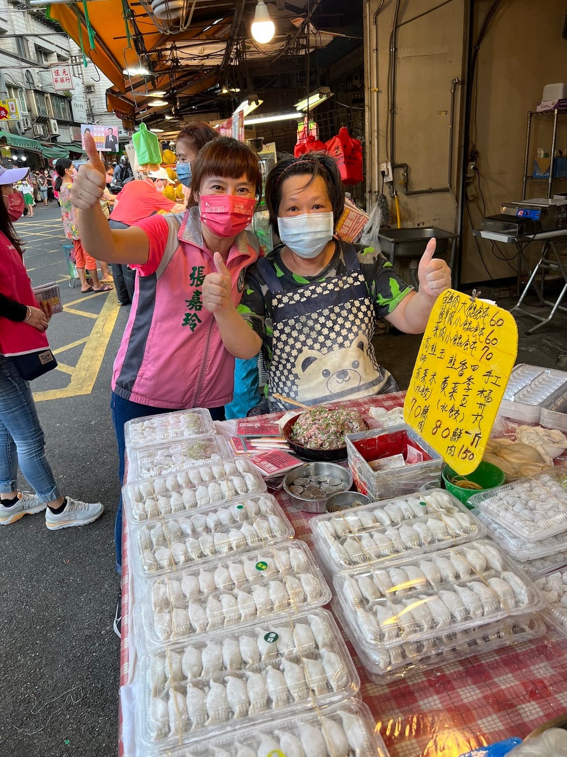 張嘉玲競選以來提出包括「市民主義優先」、「婦女與弱勢優先」、「環境與文化優先」、「青年生活優先」等四大優先，全力爭取中和鄉親的支持與認同。 圖：張嘉玲辦公室提供