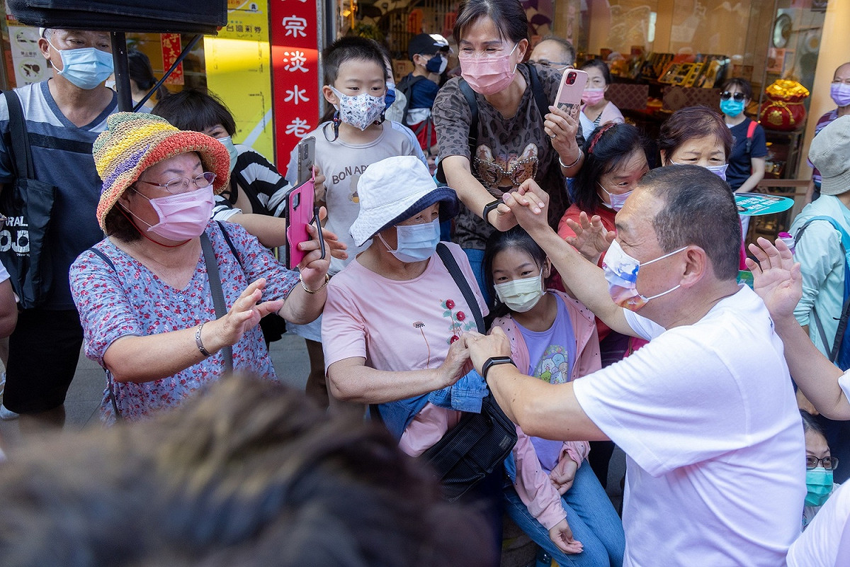 新北市淡水環境藝術節今年擴大辦理，吸引民眾熱情參與。 圖：新北市新聞局提供