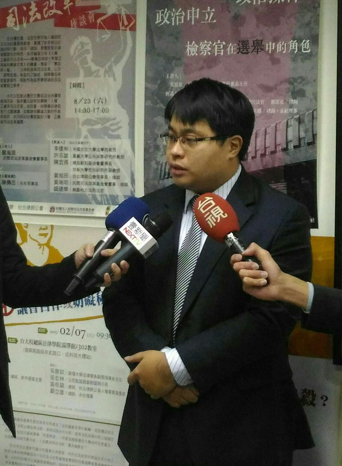 台商控蔣孝嚴的中國台商會拿錢不辦事，律師黃帝穎今（3）日直言，該案經法院認證，若蔣萬安當選台北市長，家族影響力大幅提升，受害台商委託喬事要多花多少？ 圖：取自黃帝穎臉書（資料照）