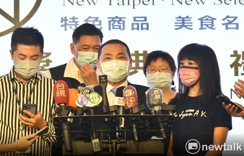 侯友宜表示，新北市的公有場館跟場地都有相關租借辦法，歡迎任何單位依規定申請。 圖：林昀真／攝