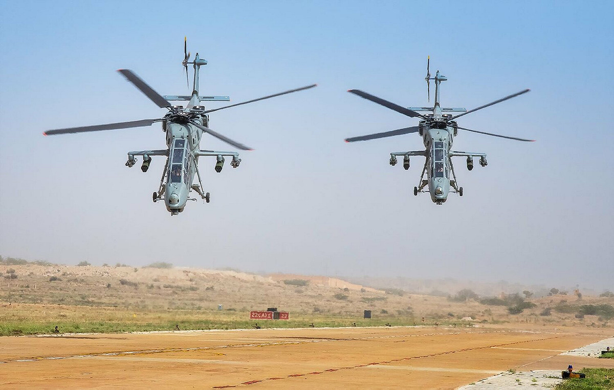 印度國產「HAL」輕型戰鬥直升機。 圖：翻攝@DefenceDecode推特