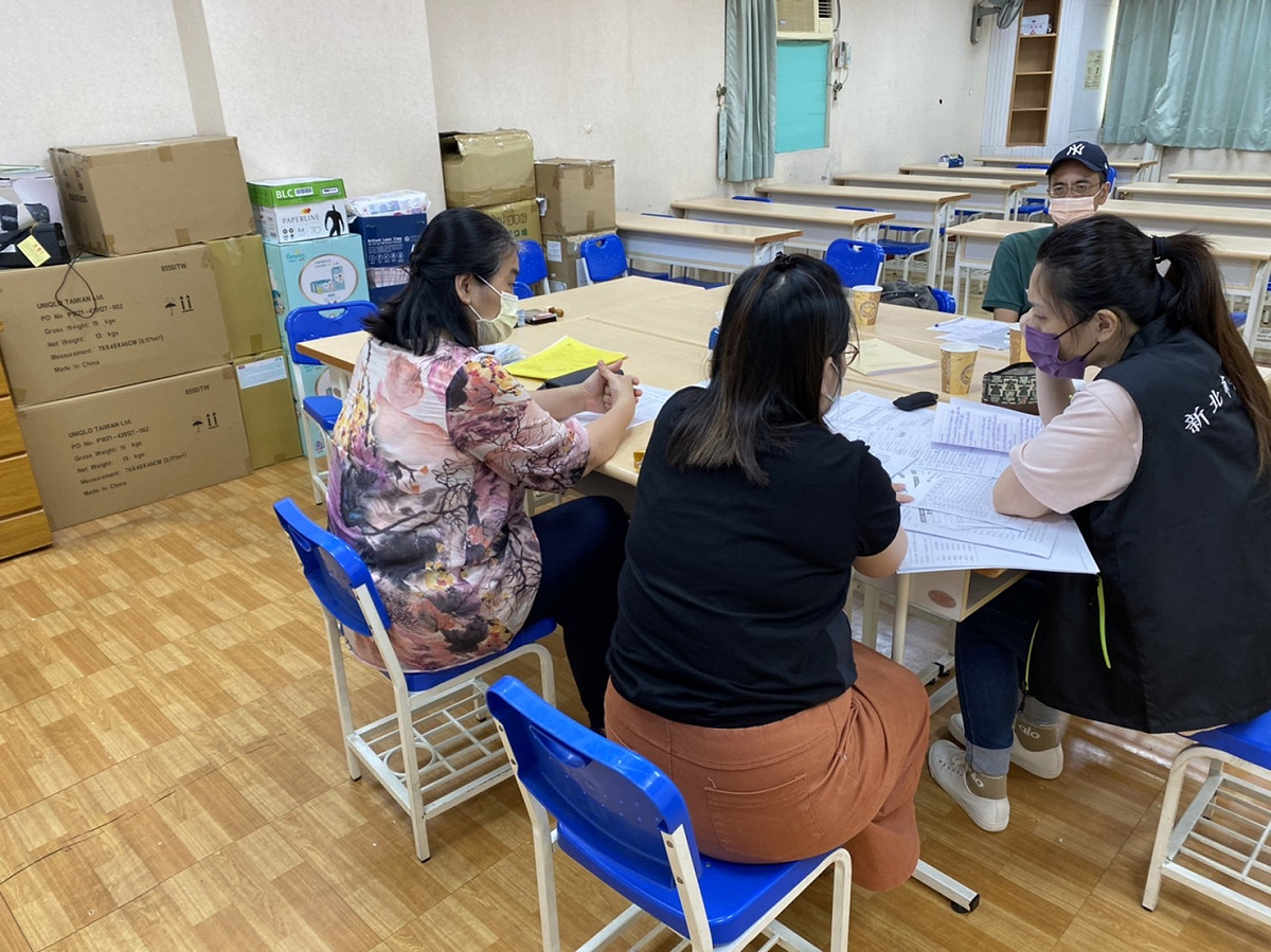 國慶日出勤，雇主應加倍給付工資。 圖：新北市勞檢處提供