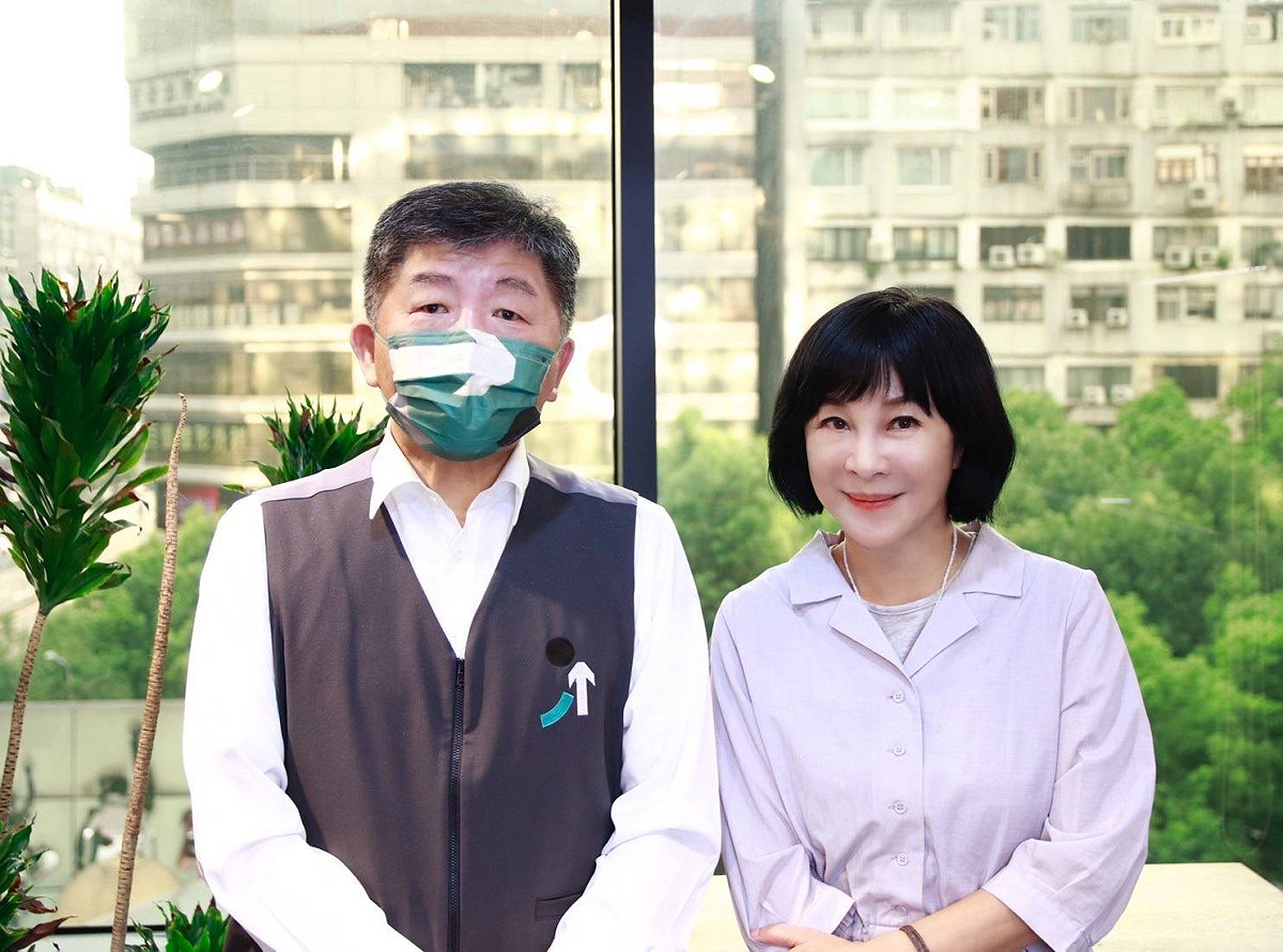 吳淡如的Podcast頻道「吳淡如人生實用商學院」今（5）日釋出民進黨台北市長參選人陳時中的專訪。 圖：民進黨提供