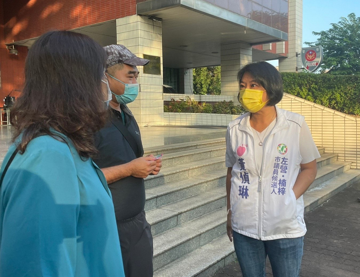 黃偵琳(右)批柯志恩護航韓國瑜讓人看不下去。 圖：黃偵琳提供