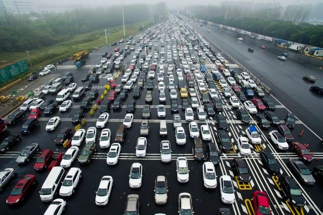 中國十一連假將結束，各地預計將面臨堵車潮。 圖：翻攝自百度（資料照）