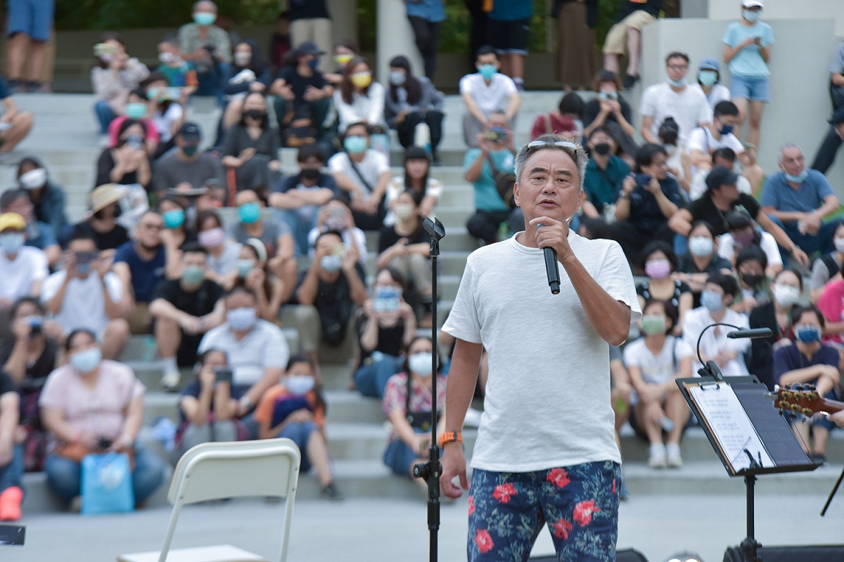 資深歌手陳昇。 圖：高雄市立美術館/提供