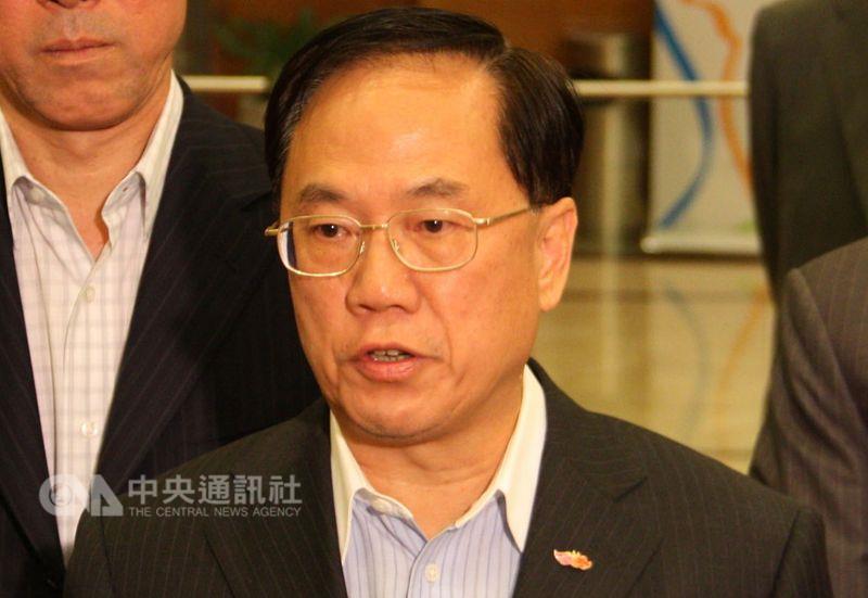 香港前特首曾蔭權涉嫌收受利益等案件，陪審團17日裁決，其中1項「公職人員行為失當罪」罪名成立。 圖：中央社檔案照片