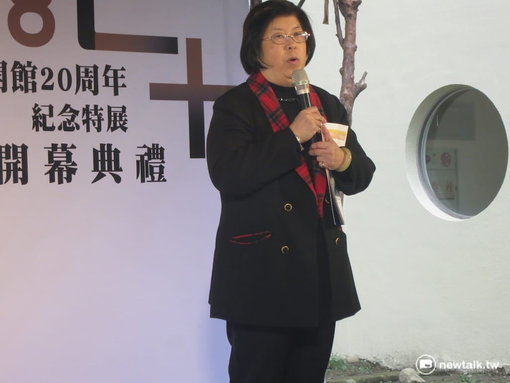 北市二二八協會理事長黃秀婉表示，除了緬懷先賢、及撫平家屬傷痛外，更應該作出民主頌來歌頌、發揚先賢的精神，「因為有了他們，才有今天的民主」。 圖：呂佳峻/攝