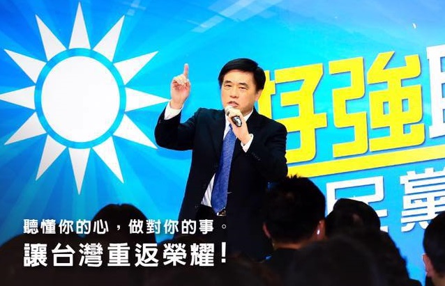 針對有民眾宣稱228當天將去自由廣場推倒蔣介石銅像一事，郝龍斌表示，中正紀念堂在2007 年他擔任台北市長時，就已經成為國定古蹟，任何人破壞古蹟都是觸犯法律的。 圖：翻攝郝龍斌臉書
