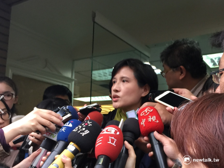 文化部長鄭麗君宣布，中正紀念堂的轉型相關法案，預計在立院下會期開議前送入立院審議。 圖：柯昱安/攝